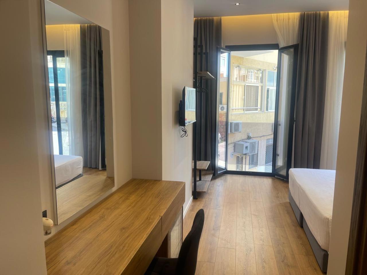 Aparthotel Dia Mare Deluxe Vlorë Exterior foto